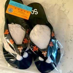 Longhorn blinged out flip flops NWT